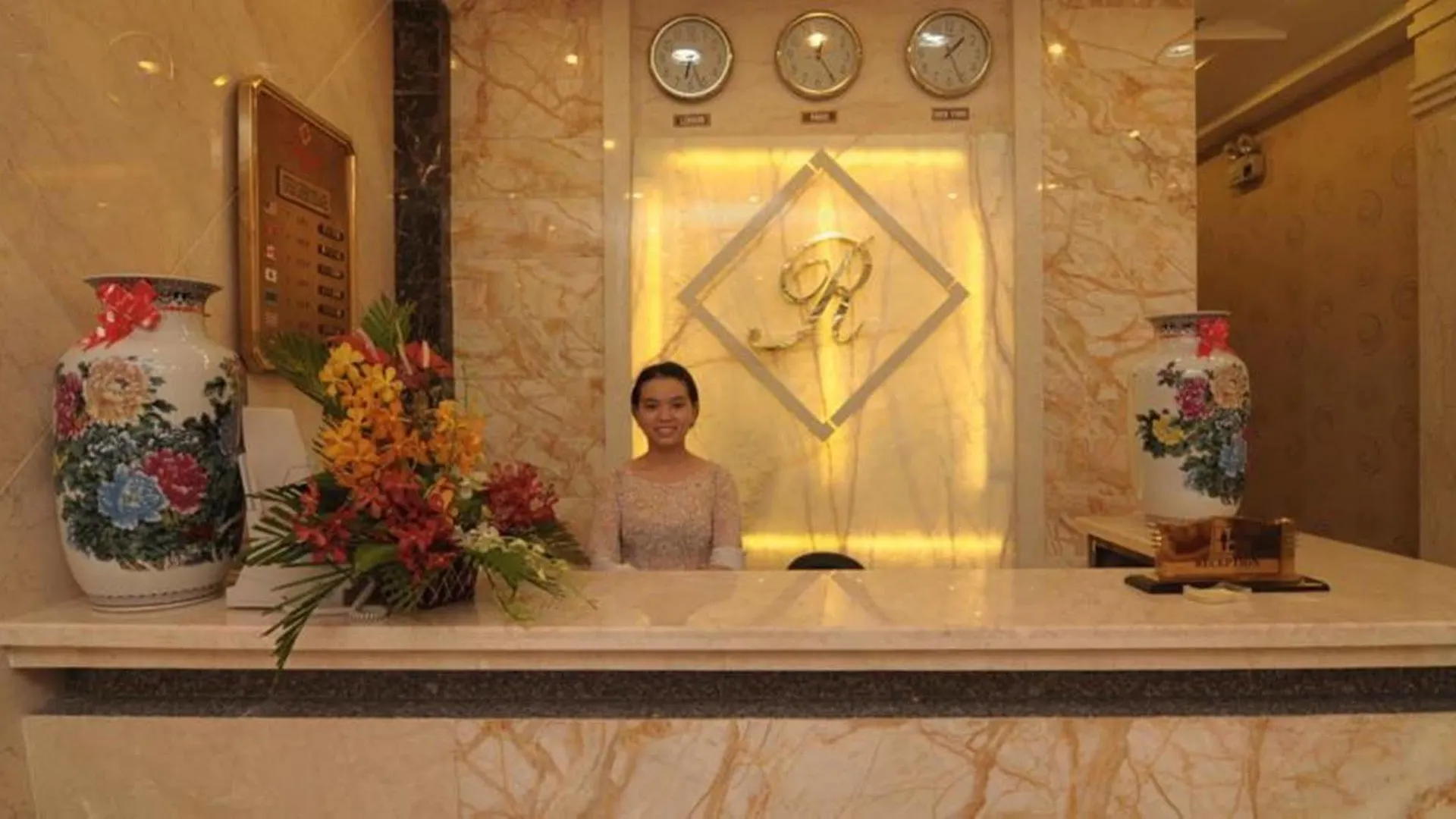 Reddoorz Ruby Star Hotel Truong Dinh Ho Chi Minh City