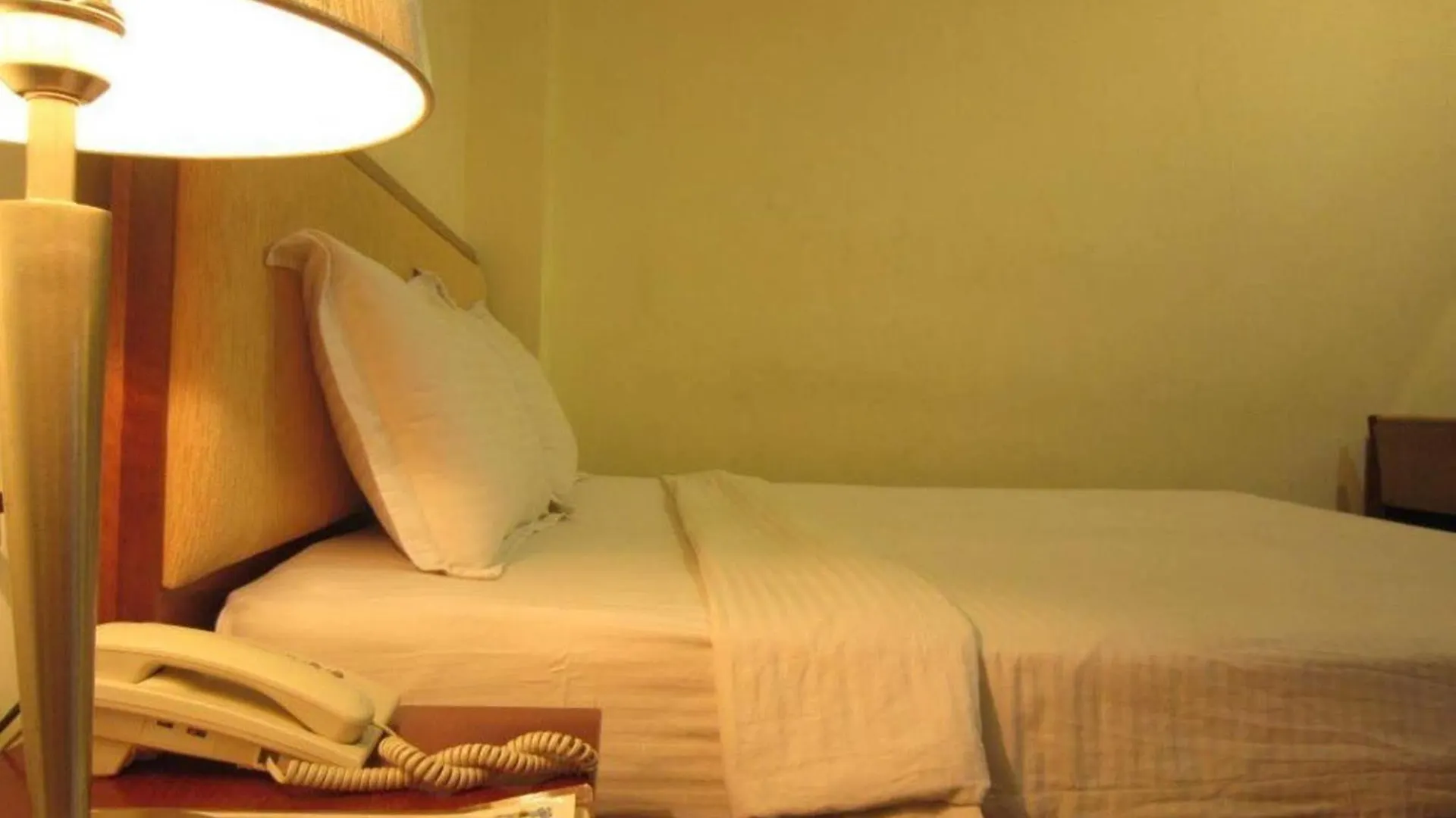 Reddoorz Ruby Star Hotel Truong Dinh Ho Chi Minh City