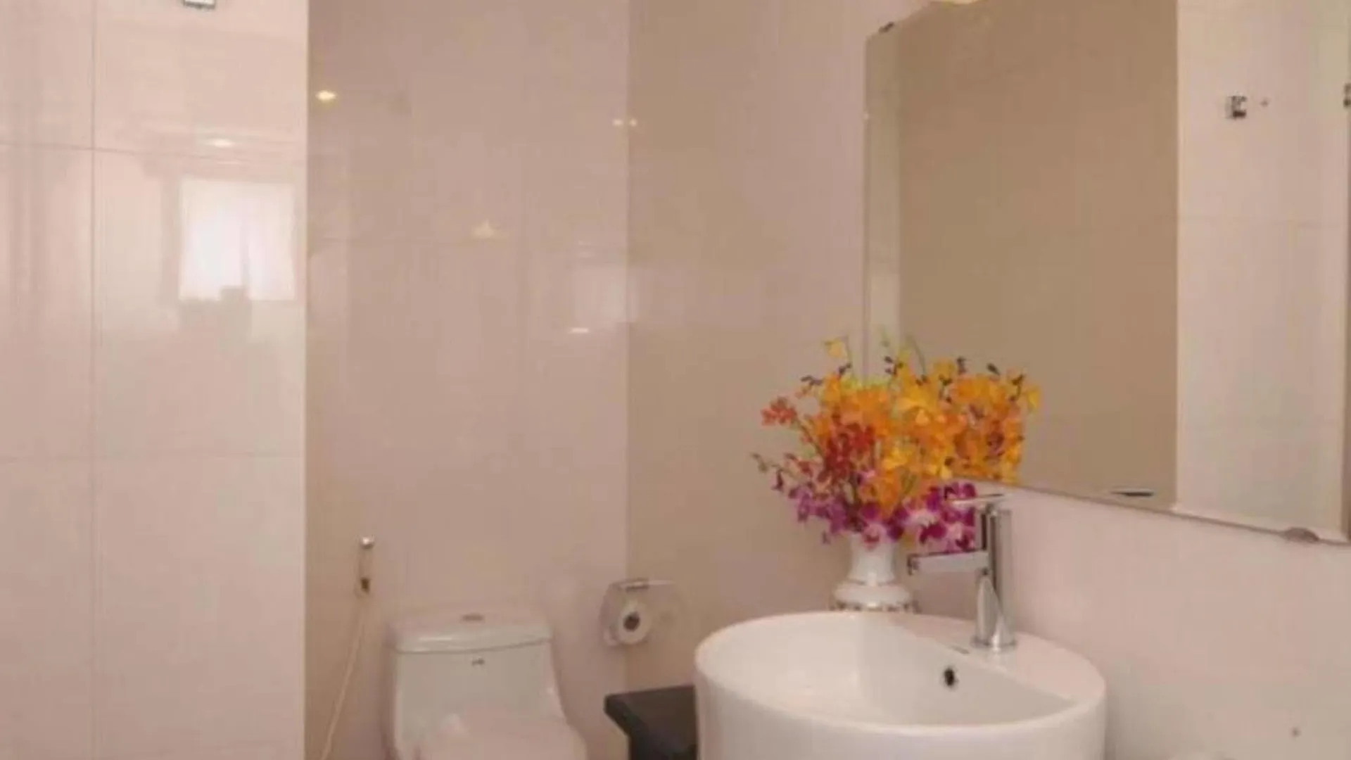 Reddoorz Ruby Star Hotel Truong Dinh Ho Chi Minh City